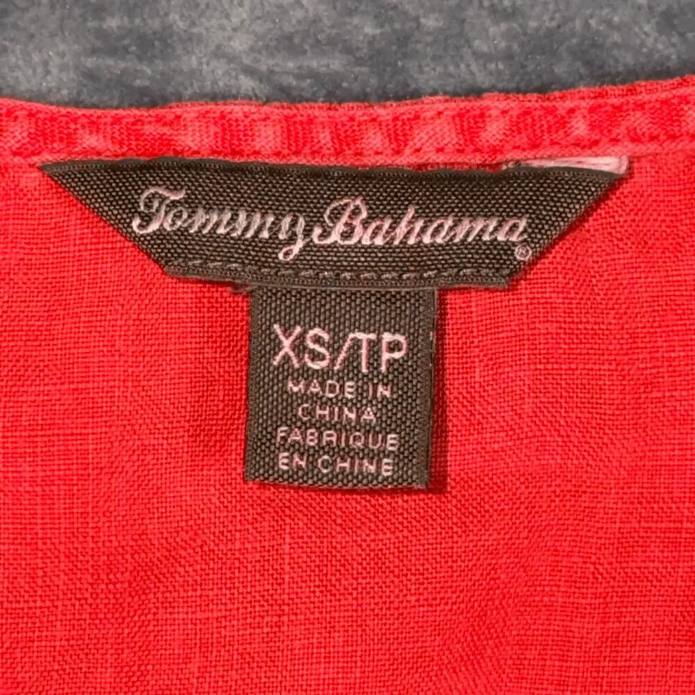 Tommy Bahama Women's XS Embroidered V Neck Tunic Red Cap Sleeve‎ Resortwear - Picture 2 of 5